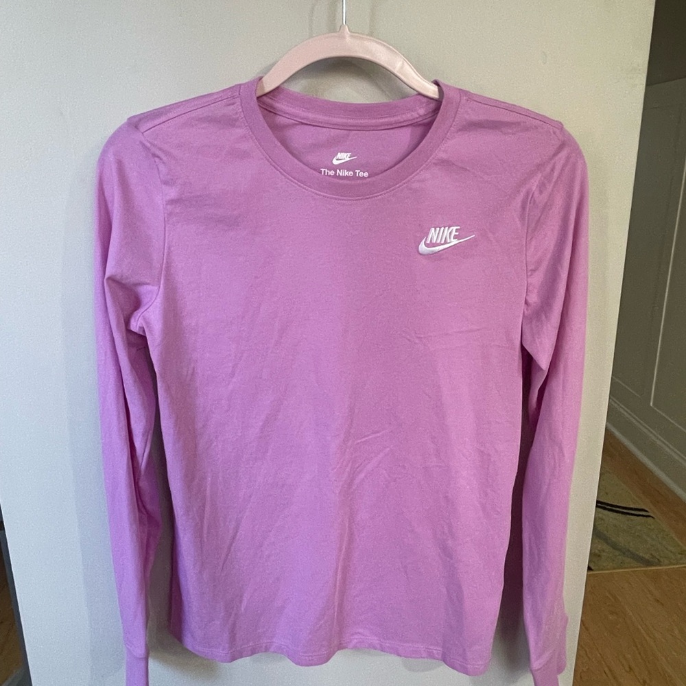 Nike Purple Long Sleeve The Nike Tee Shirt XS women’s NWT